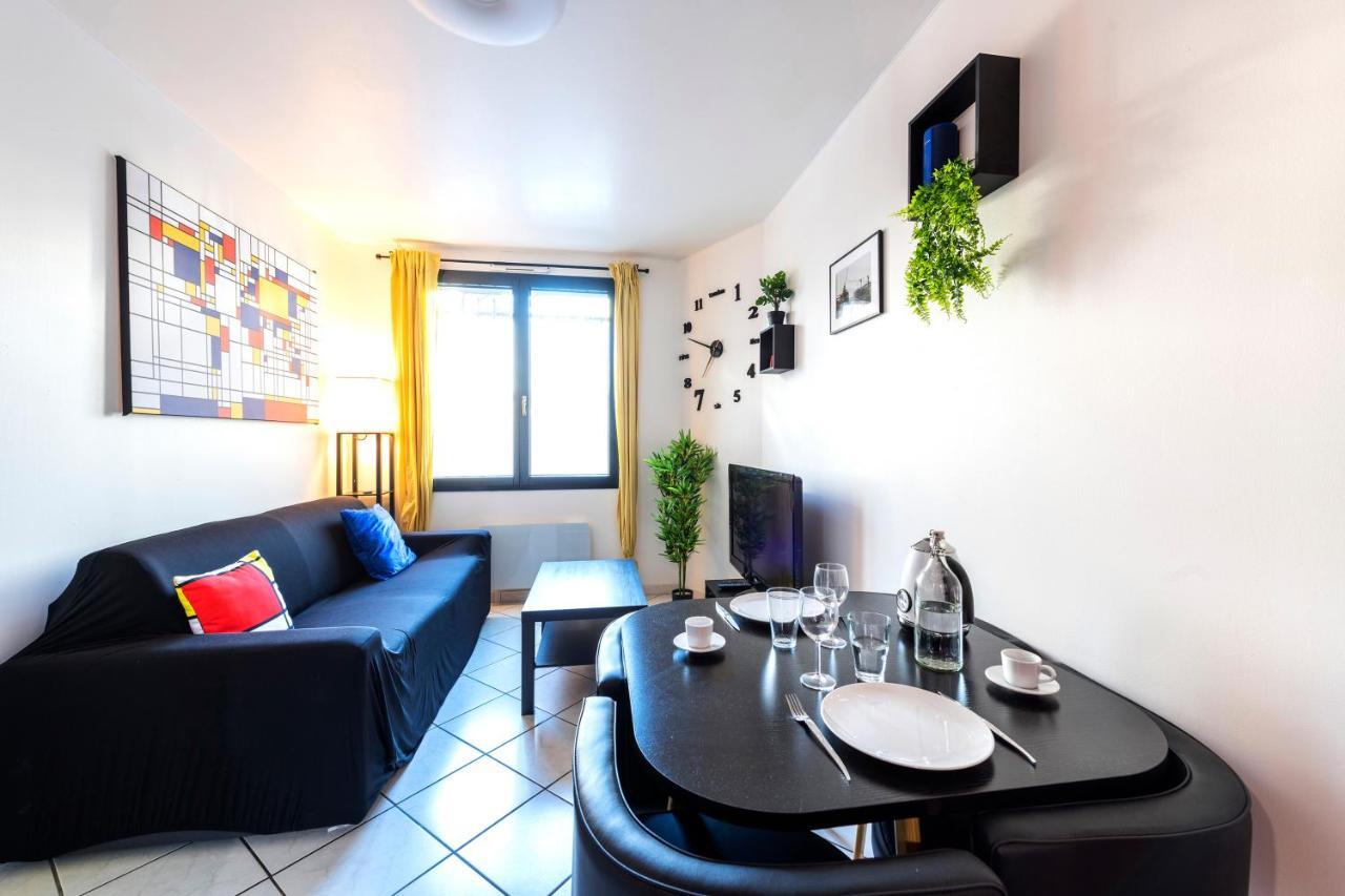 Appartement Entier - Le Mondrian - 1Ch Check-In 24H Villeurbanne Buitenkant foto